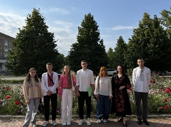 Університет - це наша сім’я. Тут панують дружба, повага та довіра.